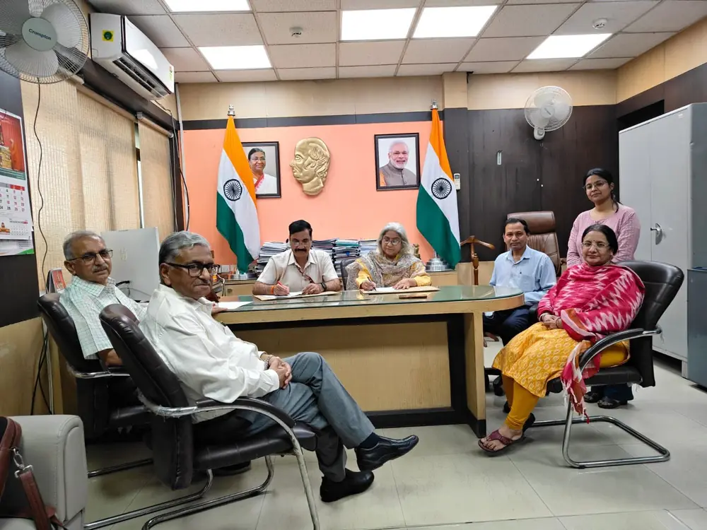 Signing of the MoU with the Central Council for Research in Homoeopathy