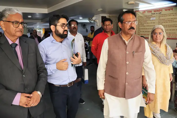 Guests & dignitaries at the Asha Ki Kiran camp